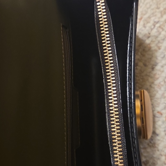 New CHARLES & KEITH Metallic Accent Push Lock Crossbody Bag - Picture 11 of 13